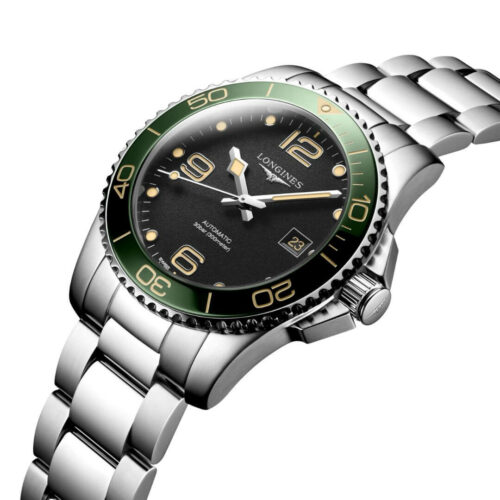 watch-man-longines-hydroconquest-collection-41mm-automatic-detail-l37814056